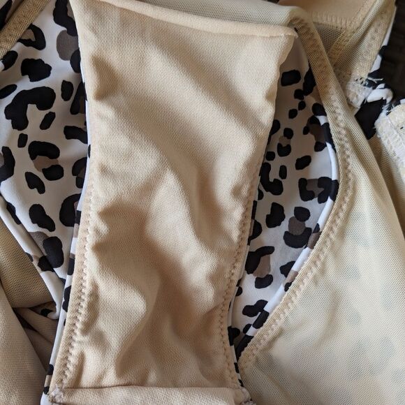 Swimsuits for All Plus Size Leopard Print Plunge One Piece Adjustable Strap - Picture 9 of 11